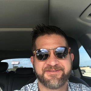 Meet your Posher, Jason